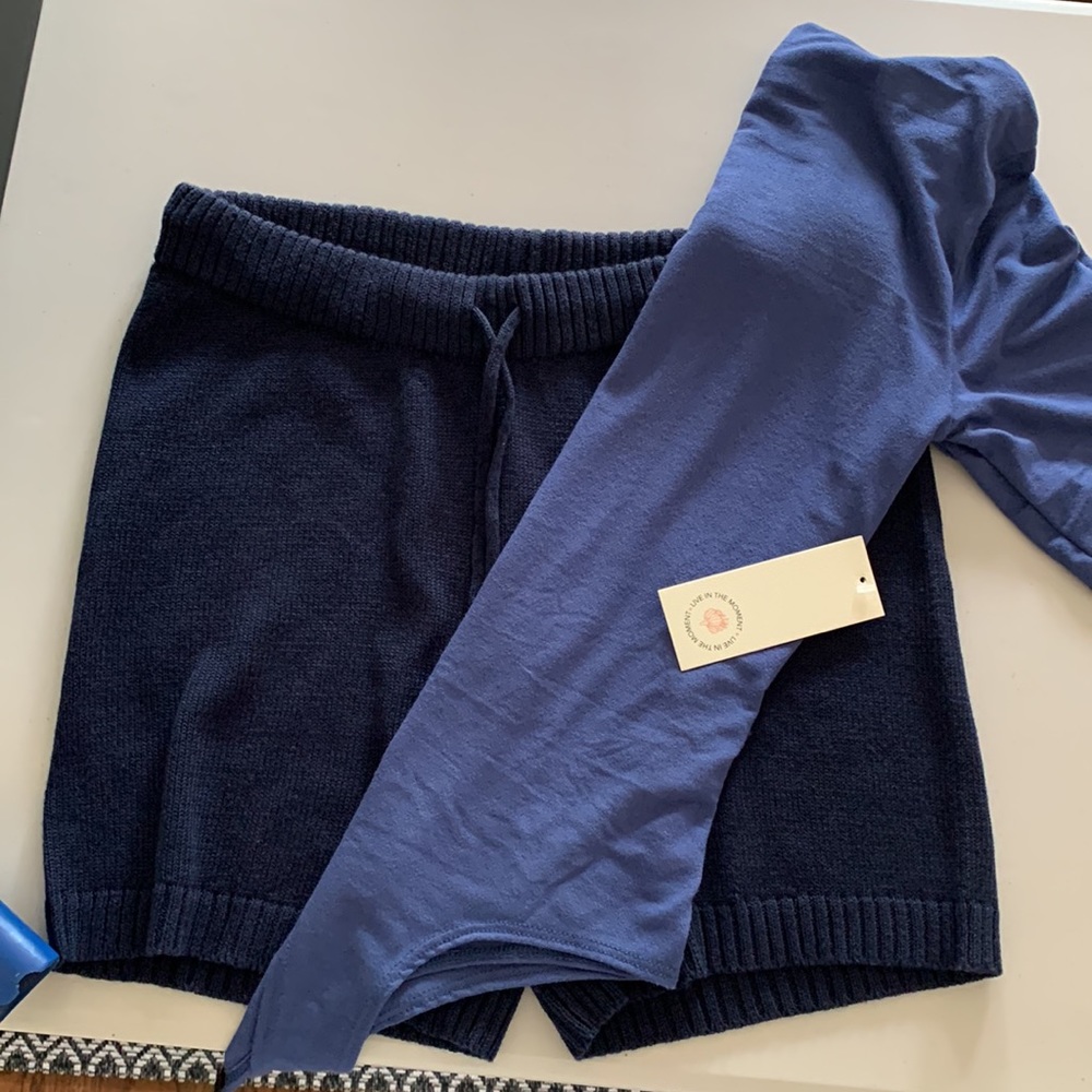 NWT Rayon blend BODYSUIT Soft Stretchy Mock Neck Royal Blue Sz Small Snaps